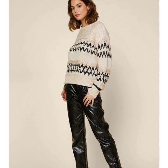 NWT fall winter geometric sweater - Picture 4 of 7